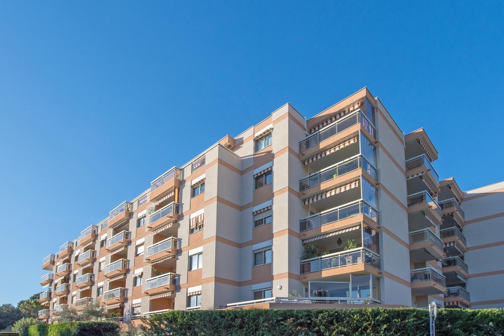 Appartement Renove - Terrasse - Parking - Bm Nisa Exterior foto